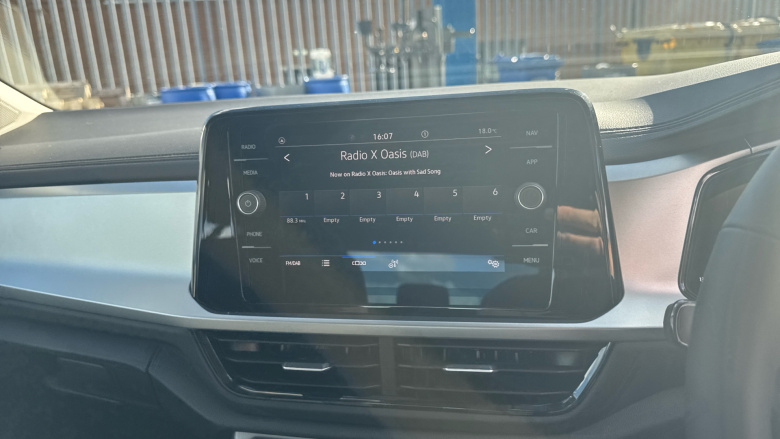 Volkswagen T-Roc 1.0 TSI 115 Life 5dr Petrol Hatchback